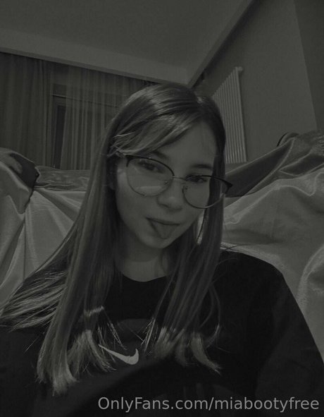 mexican milf onlyfans free porn image