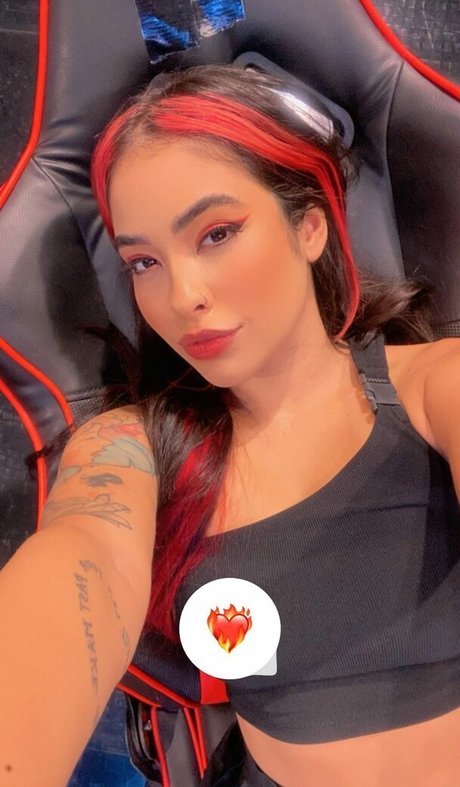 Bruna Balbino sexy pornstar archive