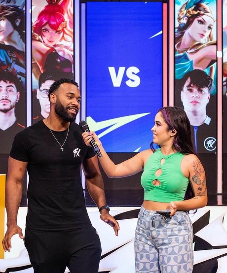 Bruna Balbino high quality model photo