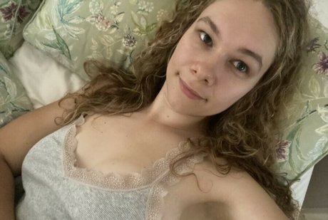 RoxyTall perfect actress photos