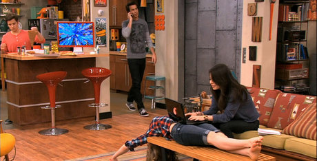 Jennette McCurdy model exclusive pic