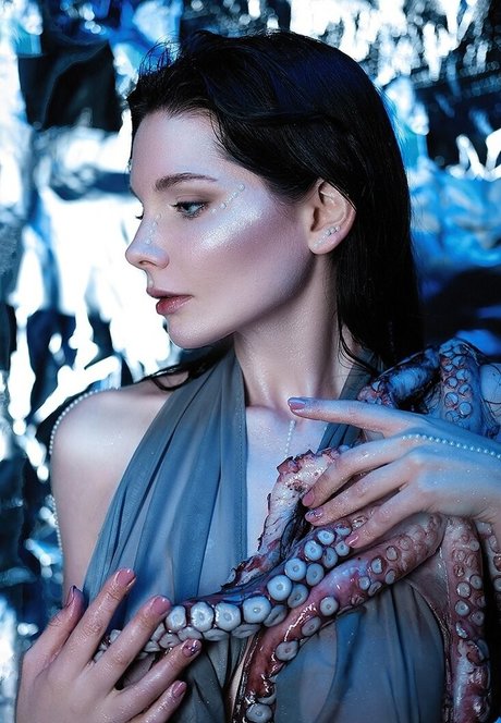 non nude onlyfans exclusive picture