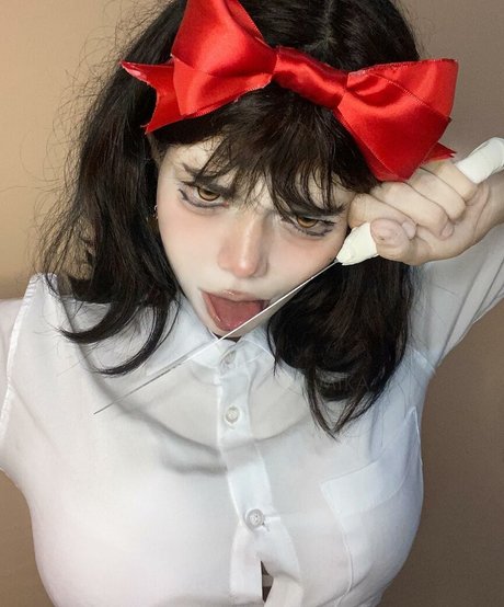 blonde squirt onlyfans beautiful photos