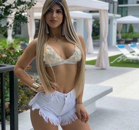 Claudia Mustelier pornstar art images