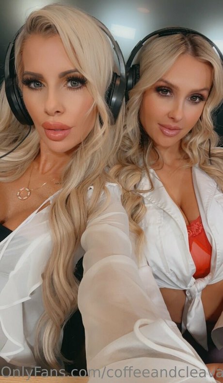 coffeeandcleavage top star pic