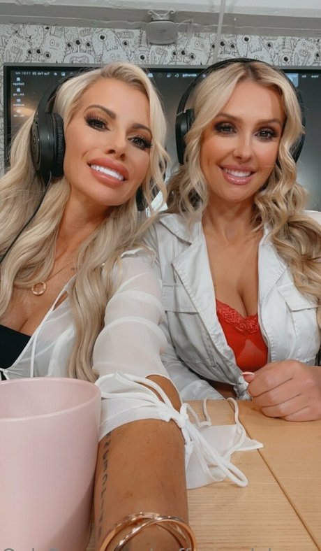 coffeeandcleavage star hot archive