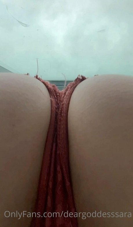 deargoddesssara star naked pics