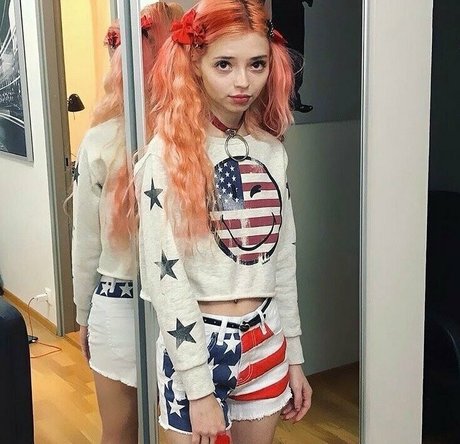 barbie free model perfect pictures