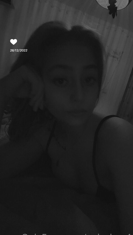 onlychey04 model naked archive