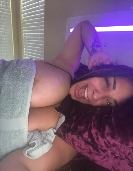 bent over pussy onlyfans nude photo