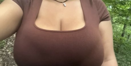 ThatGreenEyedGirl22 nude pornstar photo