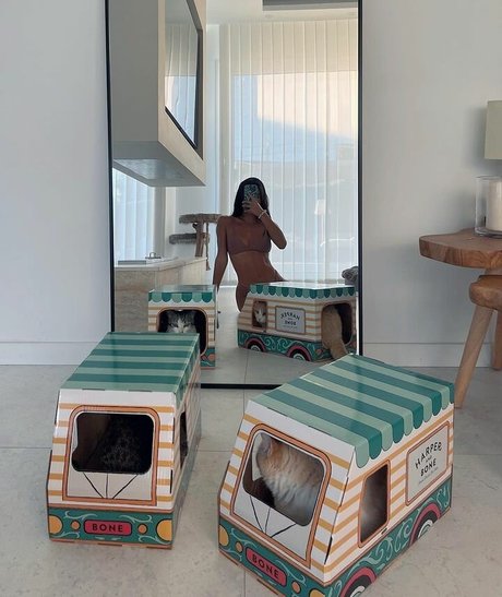 college girl onlyfans hot pictures