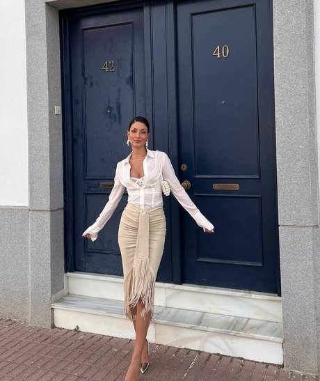 Tania Medina star free images