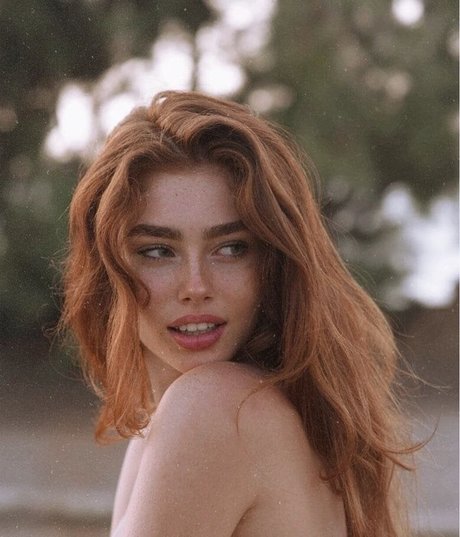 Eden Chanel xxx pornstar gallery