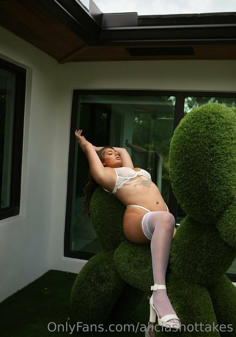 leather leggings onlyfans beautiful naked pictures