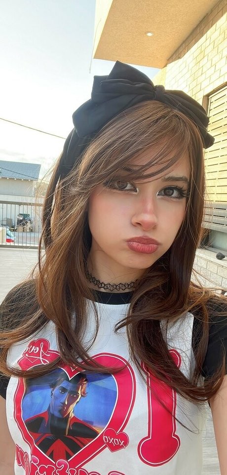 blonde handjob onlyfans beautiful xxx archive