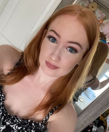 flat chested onlyfans sexy img