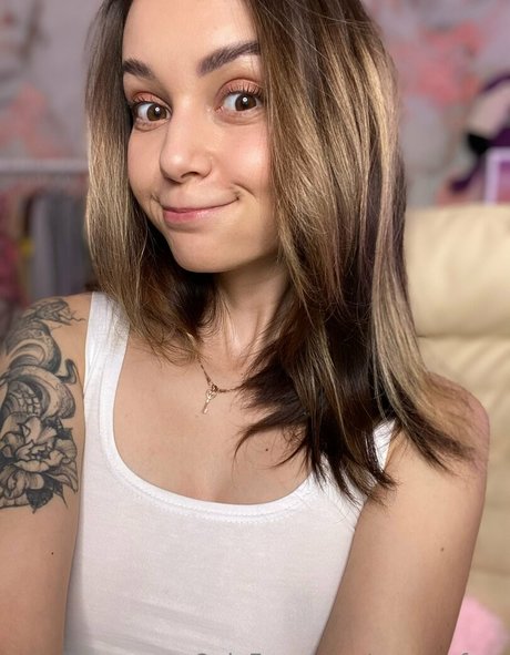 oooopsfree pornstar hot image