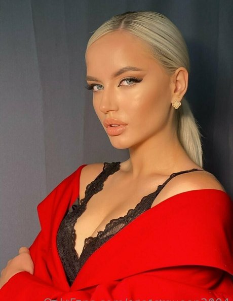 soccerqueen2004 art pornstar pics