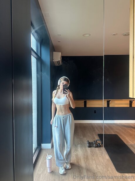 samisheen erotic actress photo