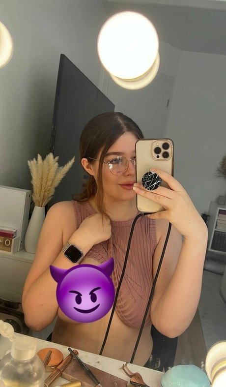 lanasmithofficial star hd pic