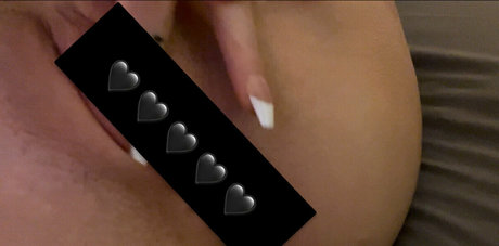 kitty wife onlyfans exclusive image