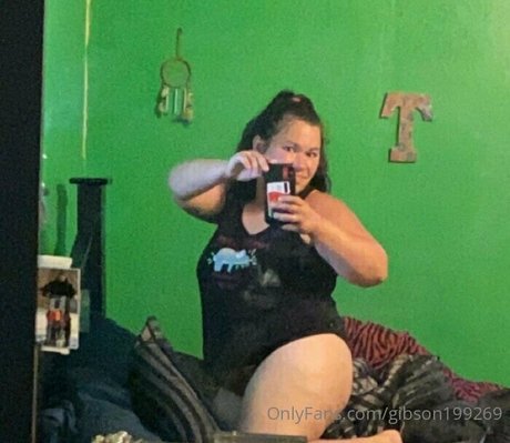 gibson199269 hot actress photo