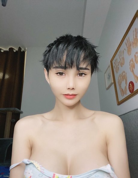 valentine8 official model sexy picture