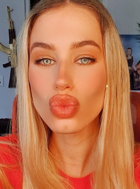 Rachel Kay xxx star photo