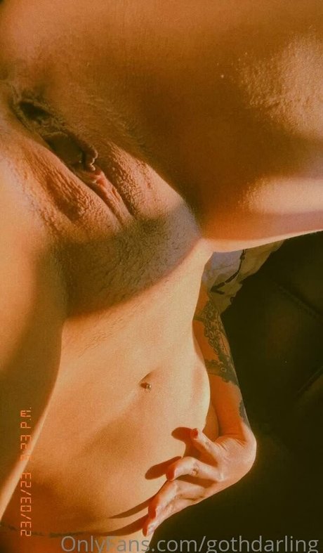 GothDarling star adult gallery