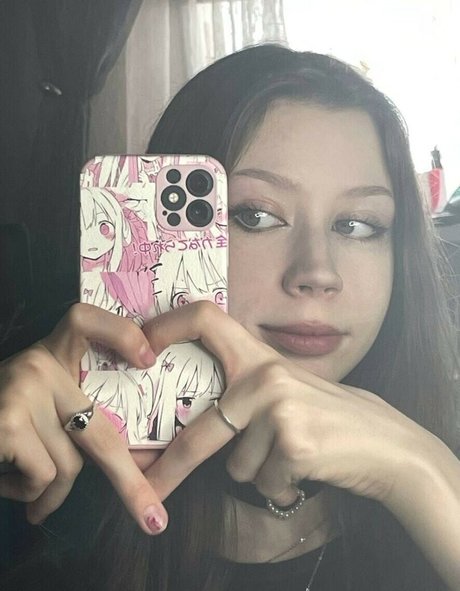 poisonn girl model nice pic