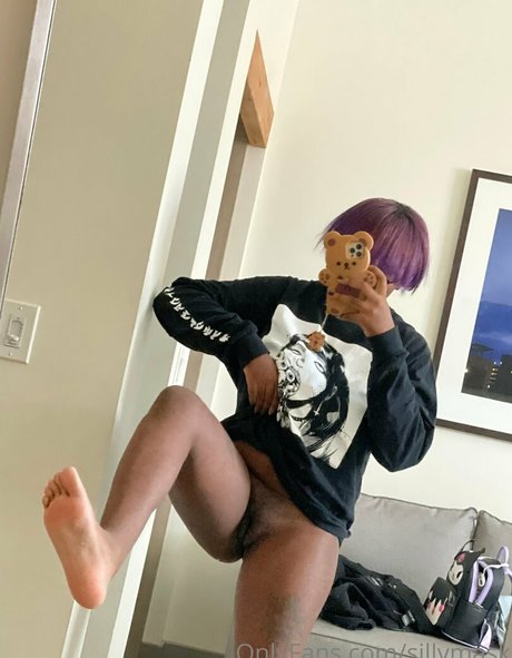 Sillymask free actress pictures