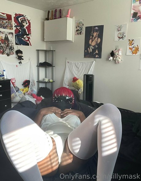 Sillymask Photo Gallery