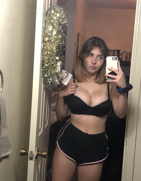 soccer mom onlyfans sexy nude picture