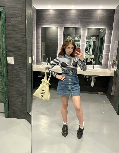 Megan Bitchell pornstar exclusive gallery