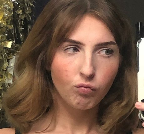 Megan Bitchell porn model galleries