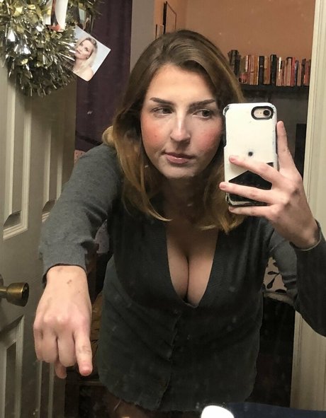 Megan Bitchell porn actress pic