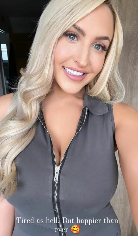 Emma Jones nice actress pic