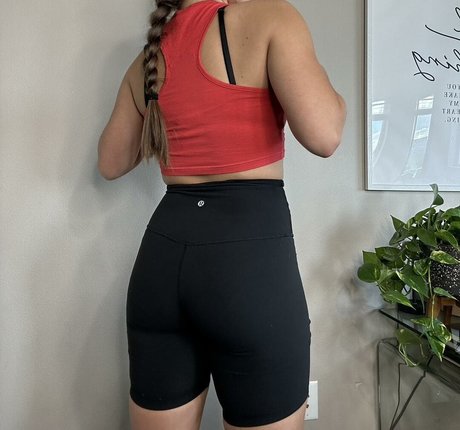 Avia Butler nudes pornstar pics