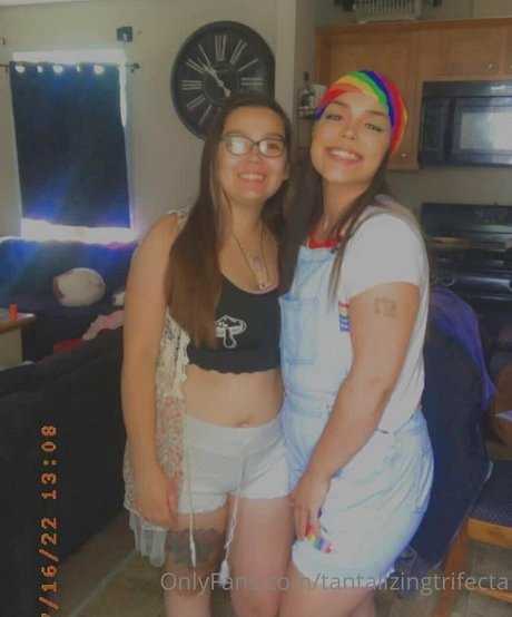 fansly onlyfans hot sexy pics