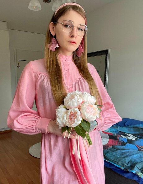 nanachka xxx pornstar archive