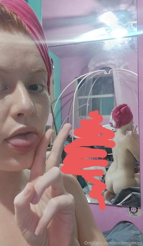 Bonbonpinups pornographic model photo