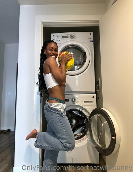 thisorthatwithsunny erotic actress pics