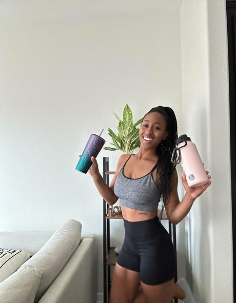 asian tranny onlyfans art nude image