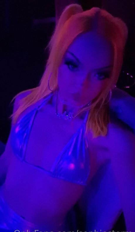 sophiestorm model hd image