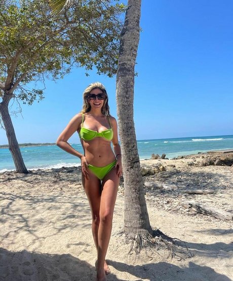 two onlyfans free sex photos