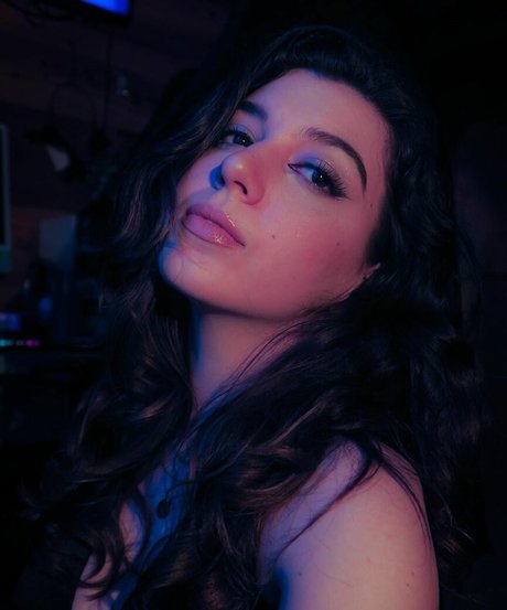 HannahBearsch pretty model photos