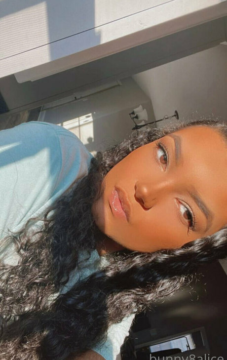 petite girls onlyfans free picture