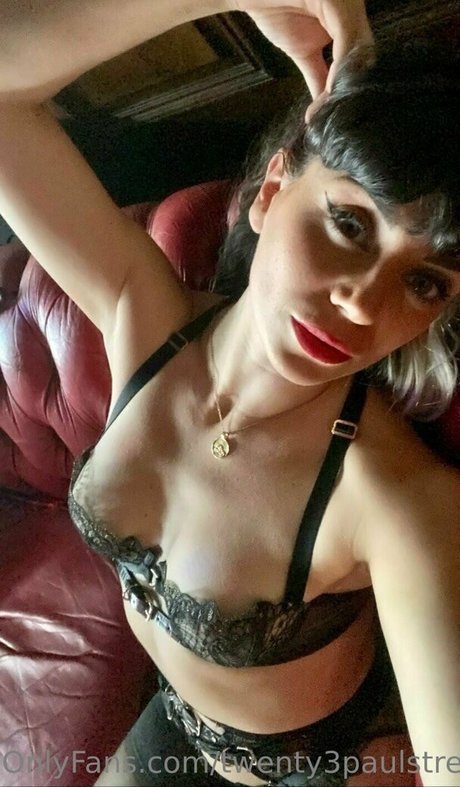 twenty3paulstreet art actress pic