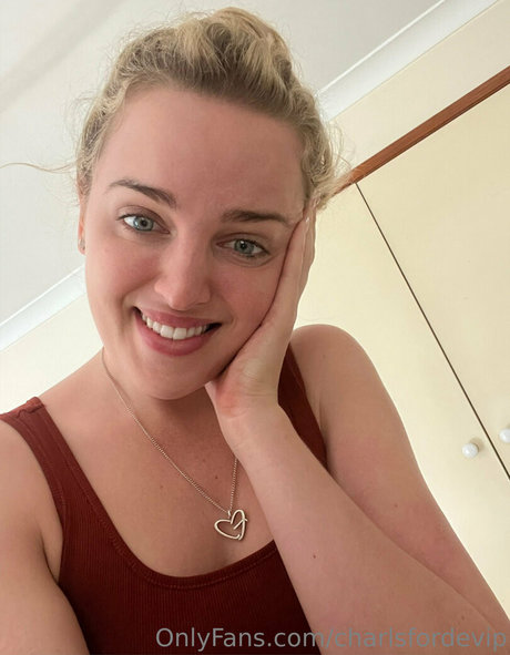 charlsfordevip model top pic